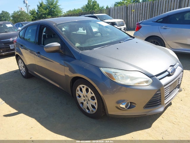 Salvage Ford Focus Image