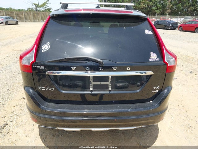 Volvo XC60 T6 R-design