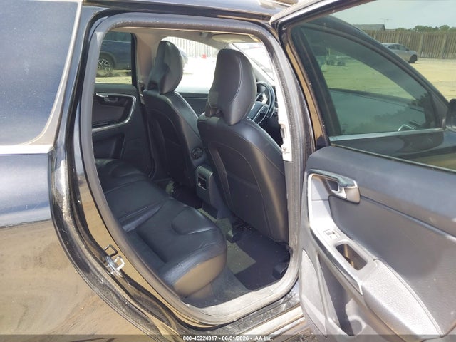 Volvo XC60 T6 R-design