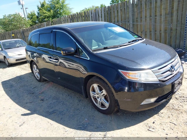 Salvage Honda Odyssey Image