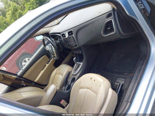 Chrysler 200 Limited