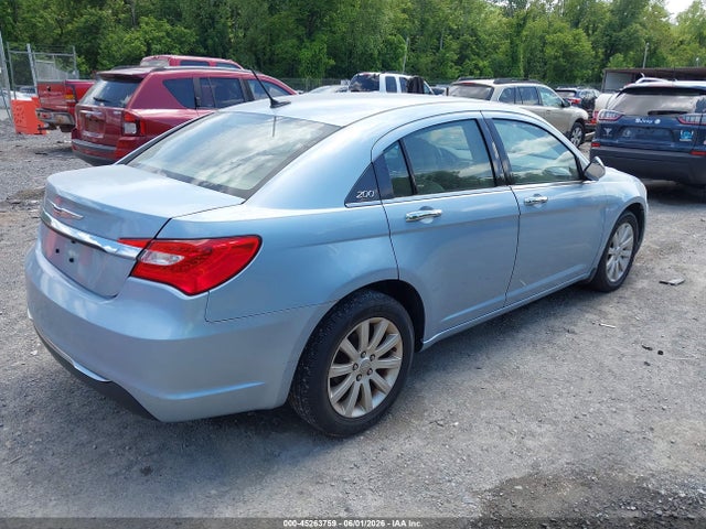 Chrysler 200 Limited