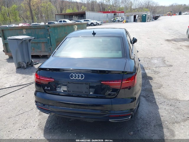 Audi A4 Premium Plus 45 Tfsi S Line Quattro S Tronic