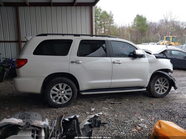 Toyota Sequoia Platinum 5.7l V8