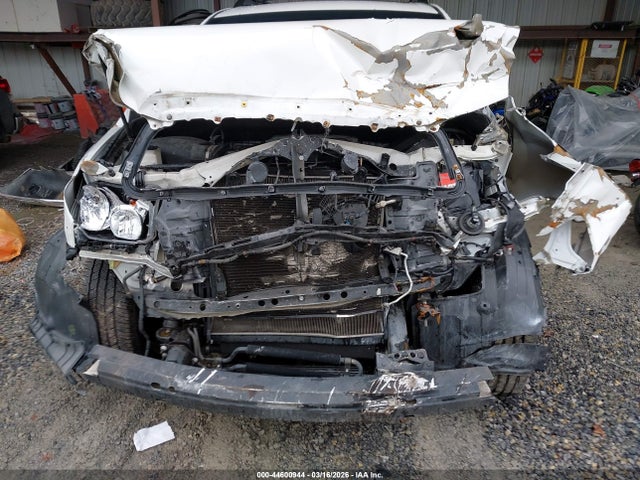 Toyota Sequoia Platinum 5.7l V8