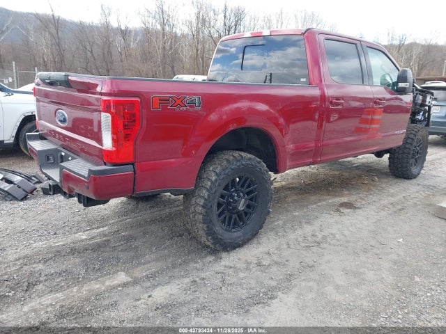 Ford F-250 Lariat