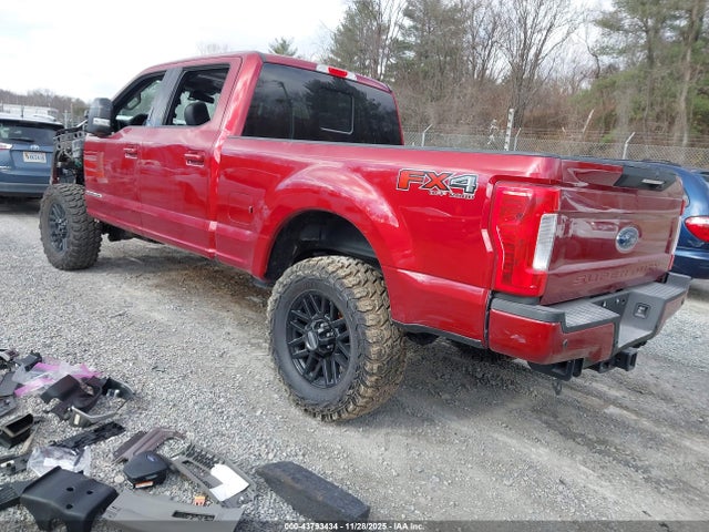 Ford F-250 Lariat