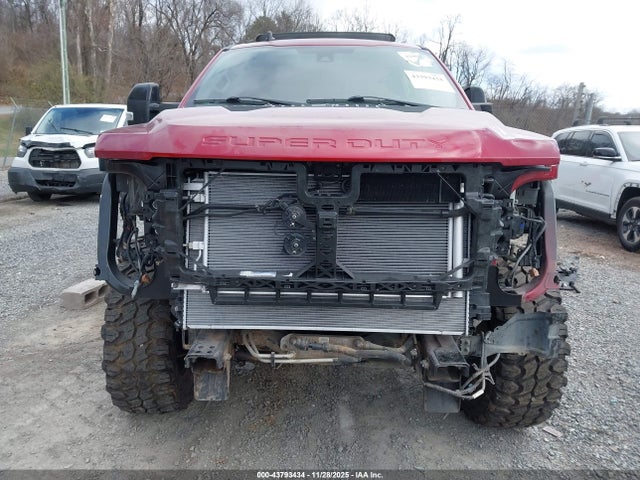 Ford F-250 Lariat