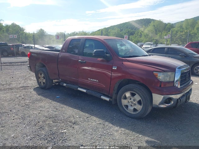 Salvage Toyota Tundra Image