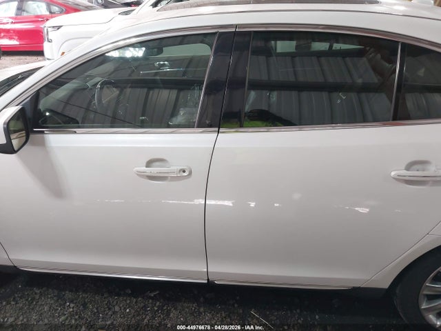 Lincoln MKS