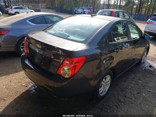 Chevrolet Sonic Lt Auto