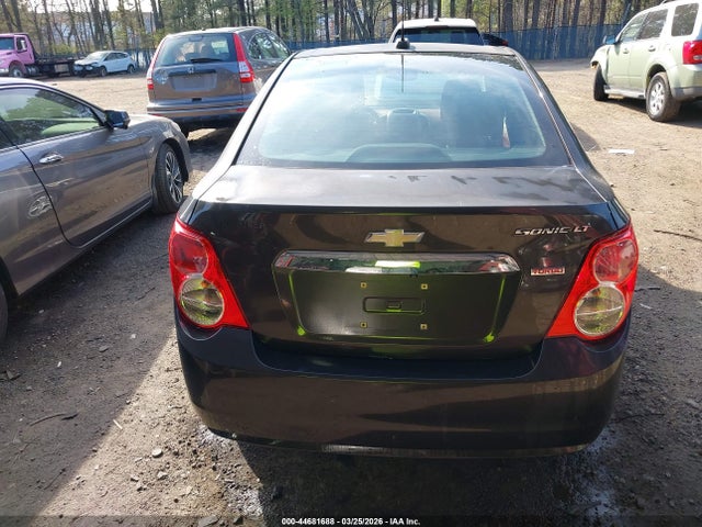 Chevrolet Sonic Lt Auto