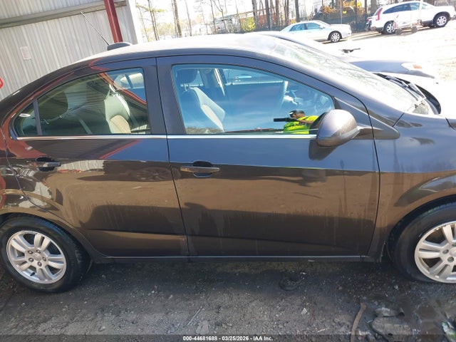 Chevrolet Sonic Lt Auto
