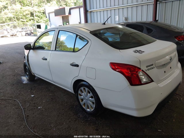 Nissan Versa 1.6 S