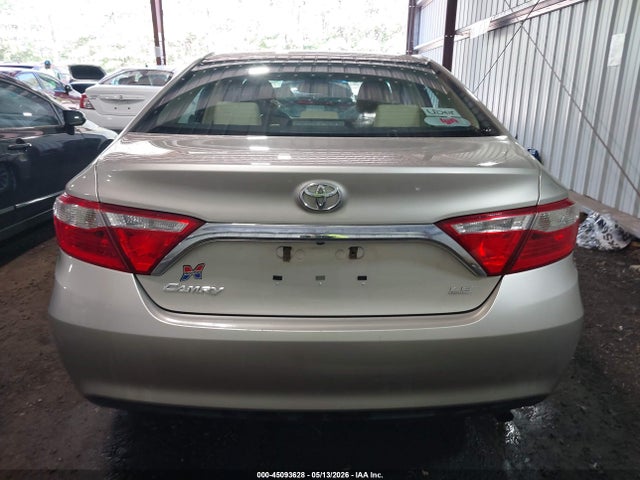 Toyota Camry Le