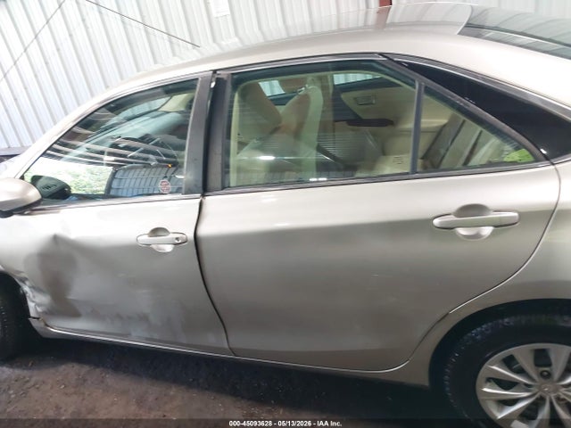 Toyota Camry Le