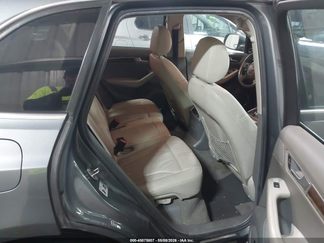 Audi Q5 2.0t Premium