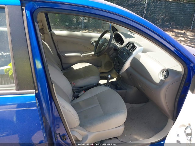 Nissan Versa 1.6 Sl
