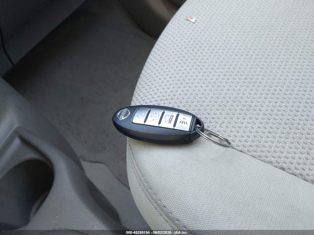 Nissan Versa 1.6 Sl