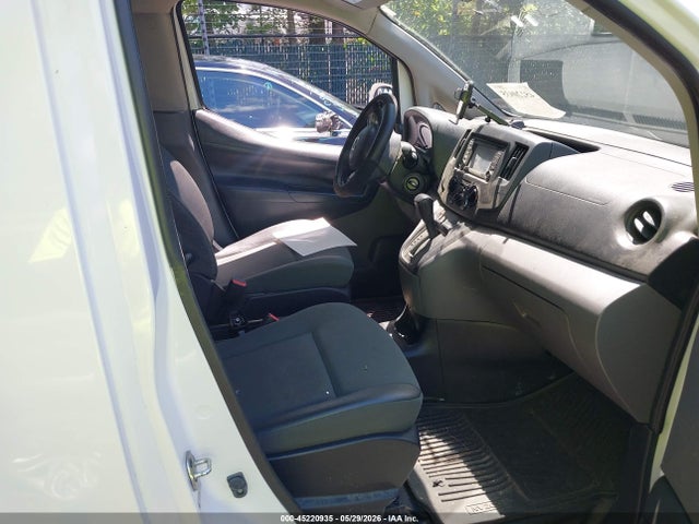 Nissan Nv Sv