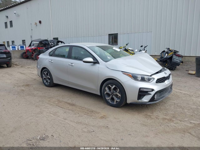 Salvage Kia Forte Image