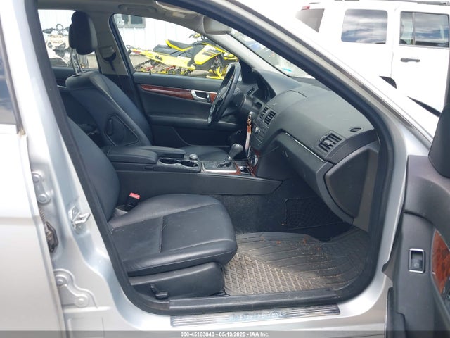 Mercedes-Benz C-Class Luxury 4matic
