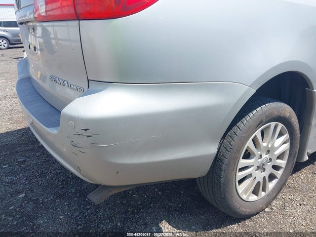 Toyota Sienna Limited