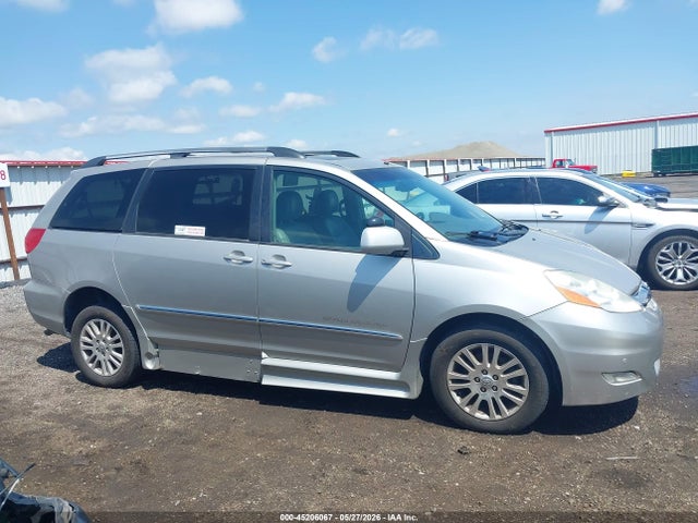 Toyota Sienna Limited
