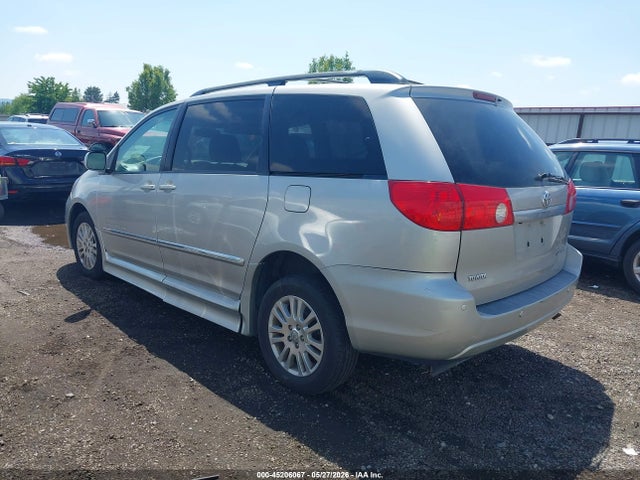 Toyota Sienna Limited