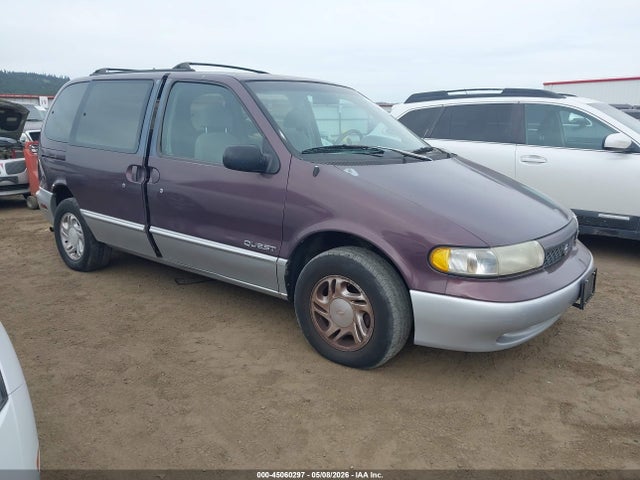 Salvage Nissan Quest Image