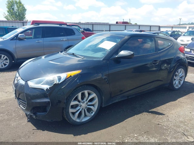 Hyundai VELOSTER