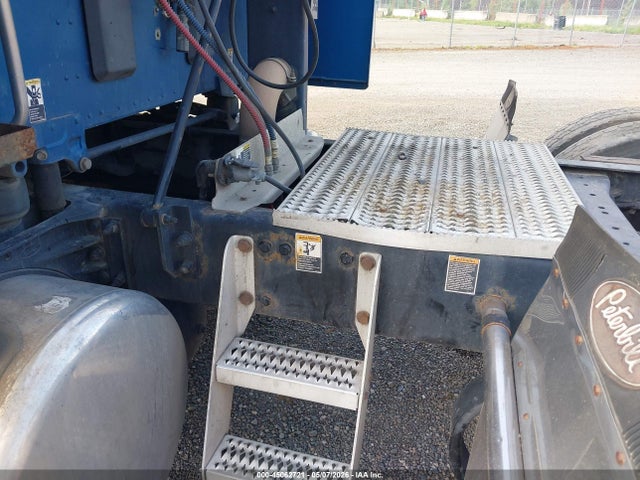 Peterbilt 579