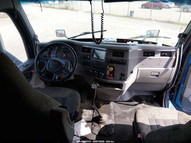 Peterbilt 579