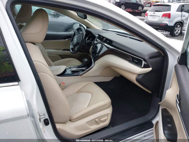 Toyota Camry Xle