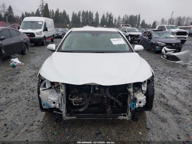 Toyota Camry Xle