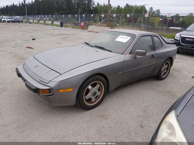 Porsche 944 S