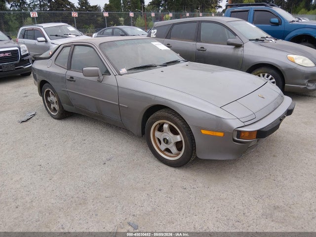 Salvage Porsche 944 Image