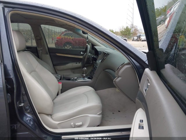 INFINITI G37x