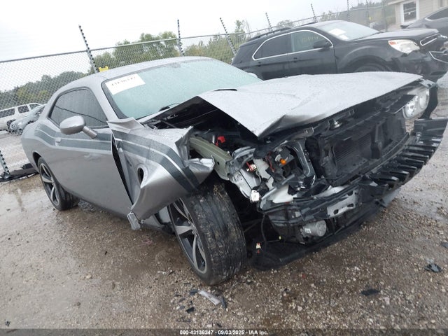Salvage Dodge Challenger Image