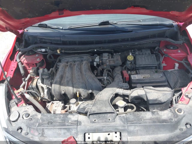 Nissan Versa 1.8 S