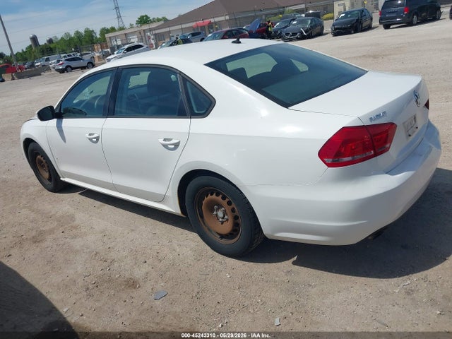 Volkswagen Passat 1.8t S