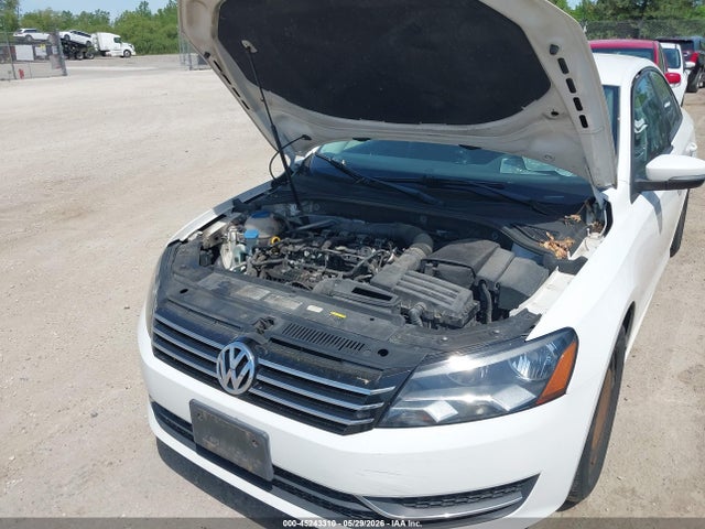 Volkswagen Passat 1.8t S