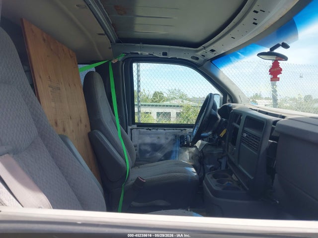 Chevrolet Express Ls