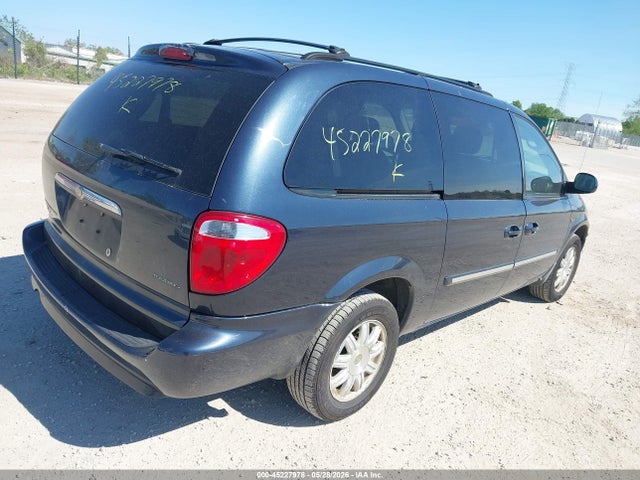 Chrysler Town & Country Touring