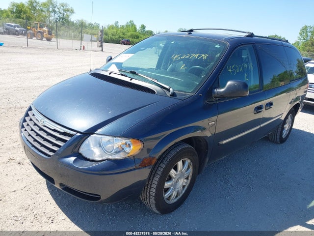 Chrysler Town & Country Touring