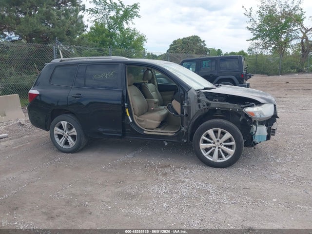 Toyota Highlander Sport