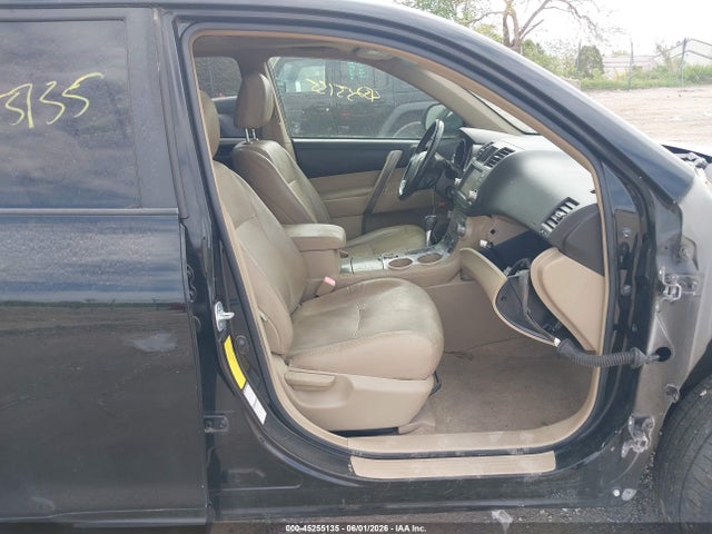 Toyota Highlander Sport