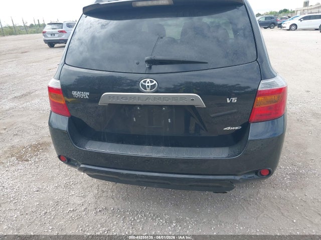 Toyota Highlander Sport