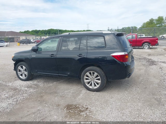 Toyota Highlander Sport