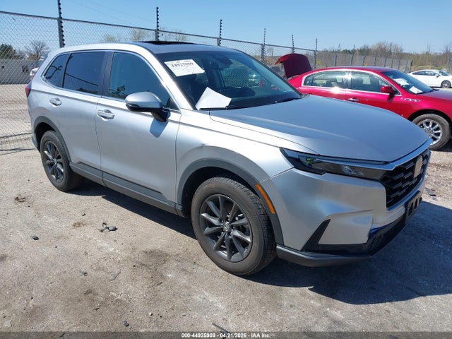 Salvage Honda CR-V Image